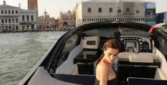 Lancia Powerboat i topmodelka Catrinel