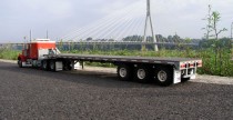 Kenworth W900 Longnose Flatber Trailer z klockw Lego