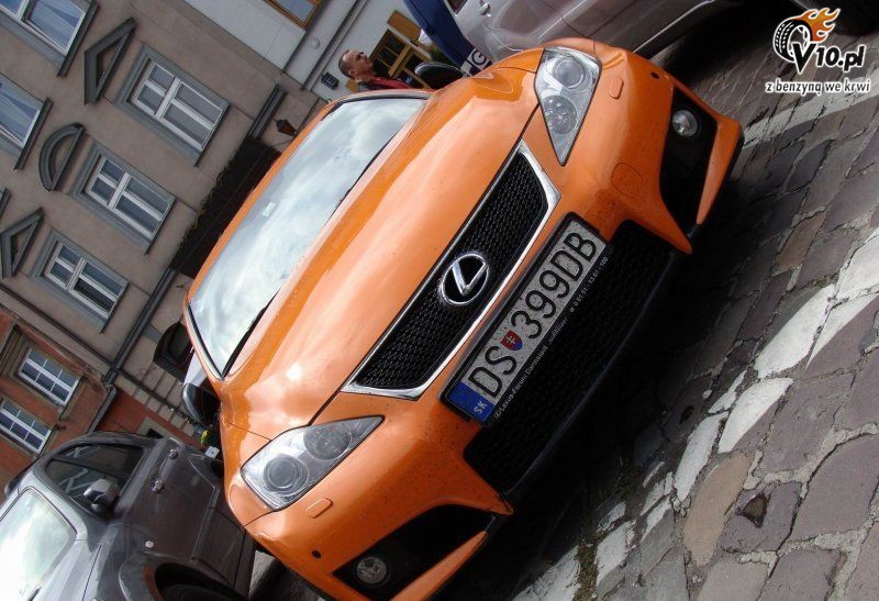 Lexus IS-F prawie jak Lamborghini