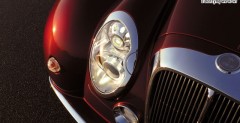 Mitsuoka Himiko