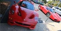 Modele Ferrari na miejscach dla niepenosprawnych