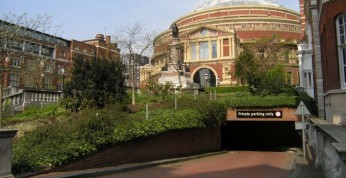 Najdroższy parking świata? 400 000 funtów za miejsce