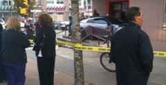 Nissan GT-R - bliskie spotkanie z bankomatami - wypadek