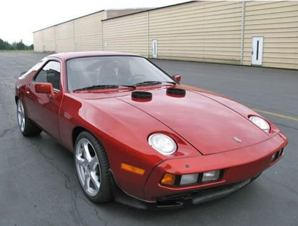 Porsche 928 z silnikiem Boeinga