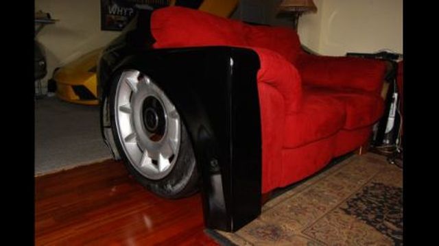Rolls-Royce Phantom jako kanapa