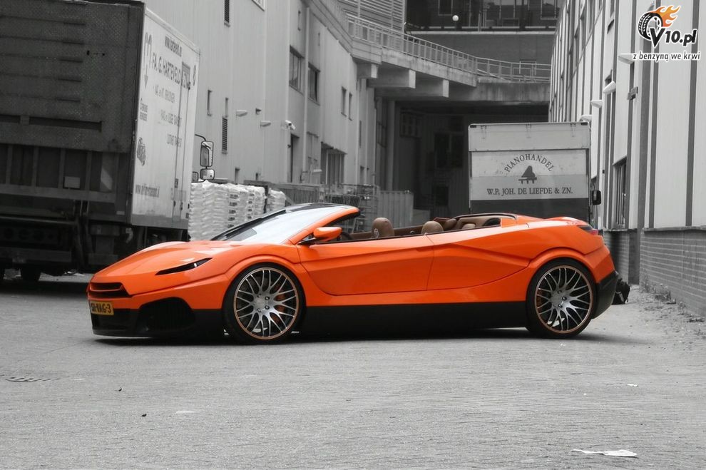 Savage Rivale Roadyacht GTS