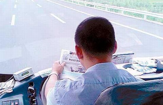 Kierowcy chi�skich autobus�w