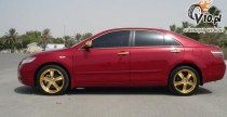 Toyota Camry pokryta zotem