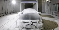 Mercedes testuje samochody