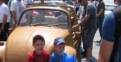 Volkswagen Beetle z drewna