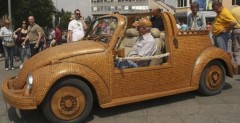 Volkswagen Beetle z drewna