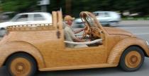 Volkswagen Beetle z drewna