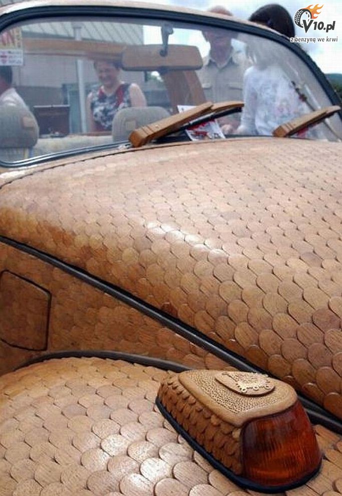 Volkswagen Beetle z drewna