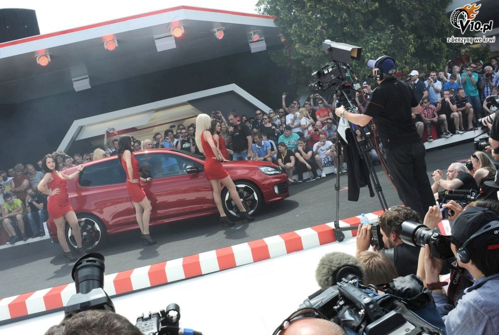 Dziewczyny na Worthersee GTI Tour 2011