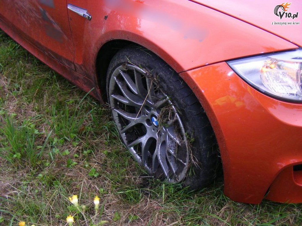 BMW serii 1 M po wypadku