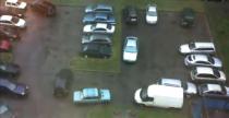 Zablokowany na parkingu