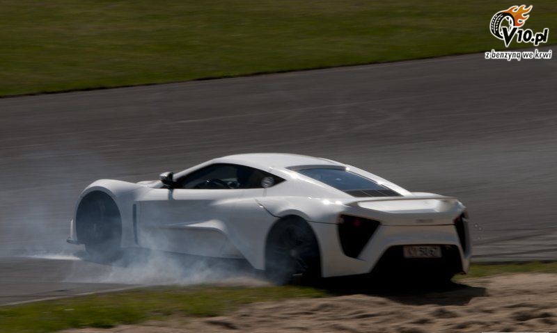 Zenvo ST1 - wypadek na torze