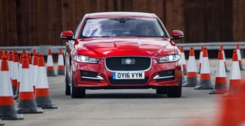 Jaguar zaczyna testy aut z autopilotem na brytyjskich drogach