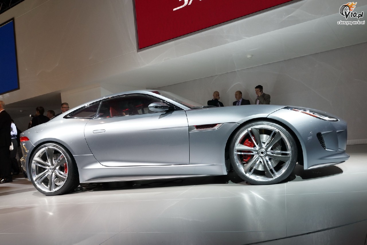 Jaguar C-X16 Concept
