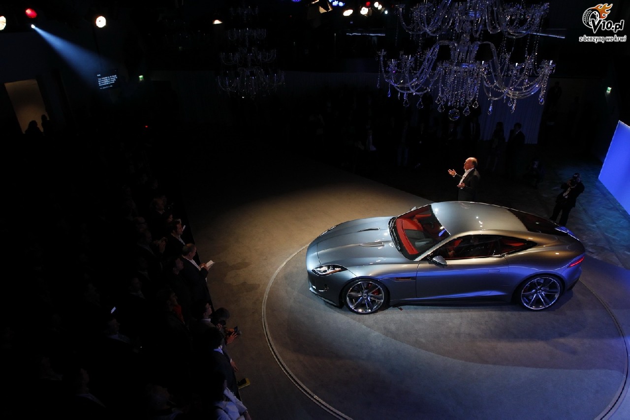 Jaguar C-X16 Concept