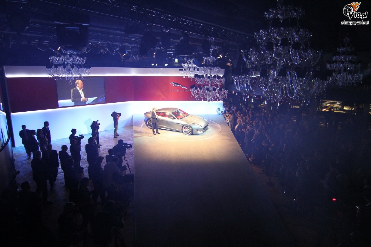 Jaguar C-X16 Concept