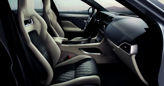 Jaguar F-Pace SVR