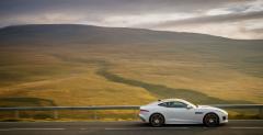 Jaguar F-Type Chequered Flag