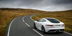 Jaguar F-Type Chequered Flag