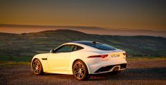 Jaguar F-Type Chequered Flag