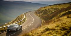 Jaguar F-Type Chequered Flag