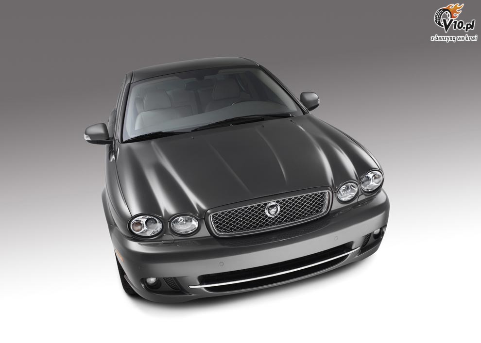 Jaguar X-TYPE