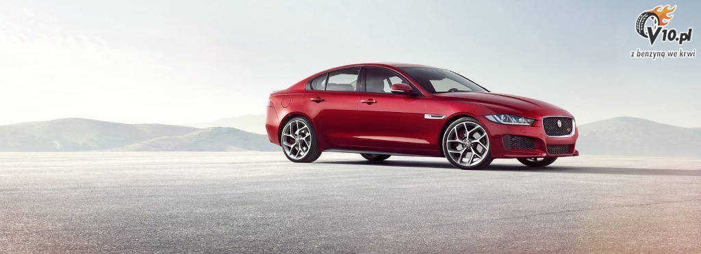 Jaguar XE