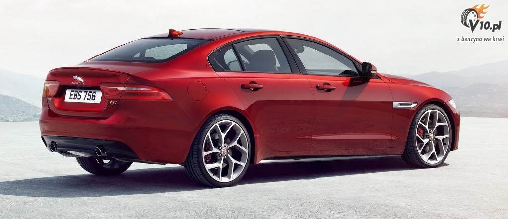 Jaguar XE