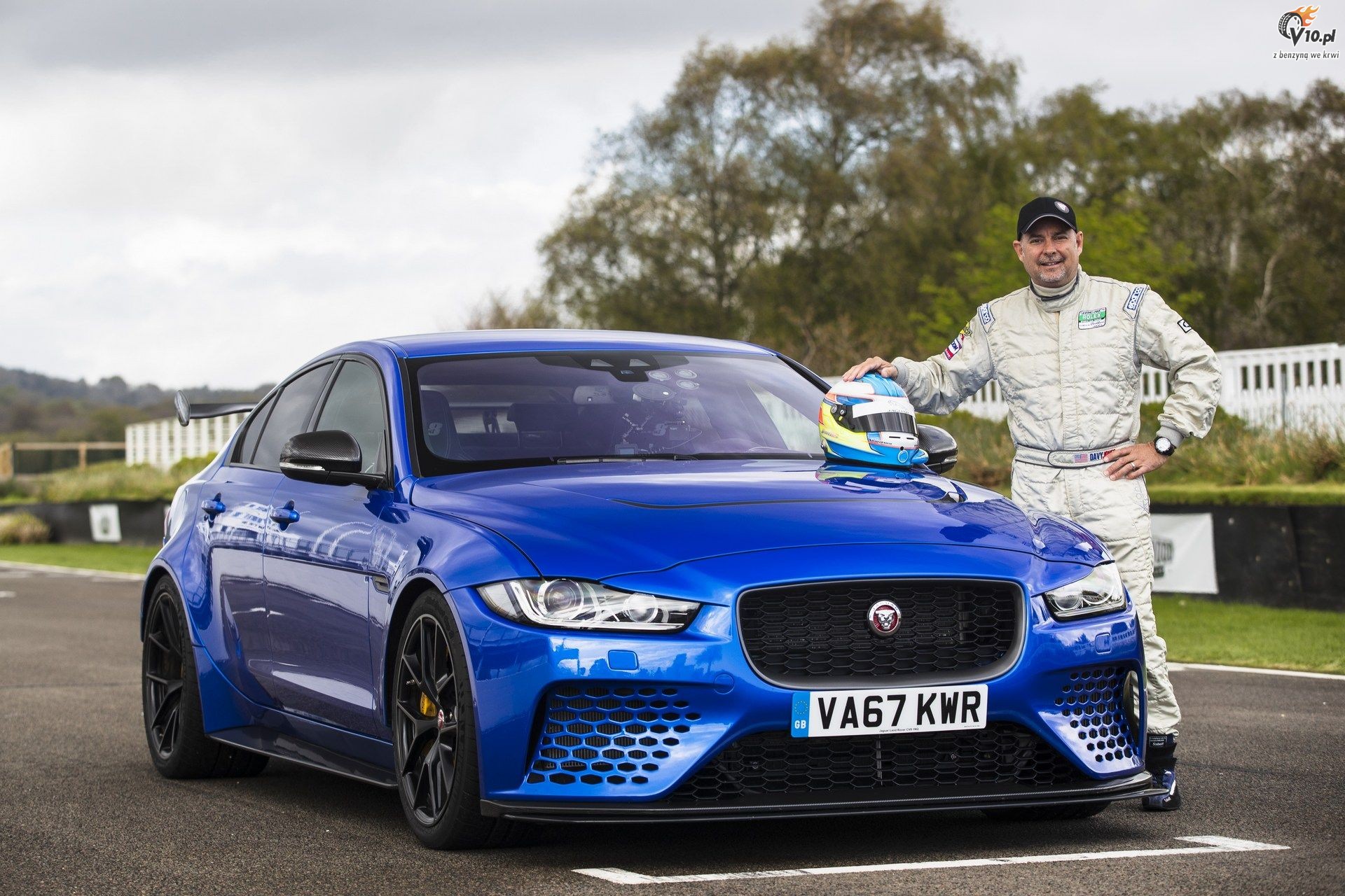 Jaguar XE SV Project 8 - Andy Wallace i Davy Jones