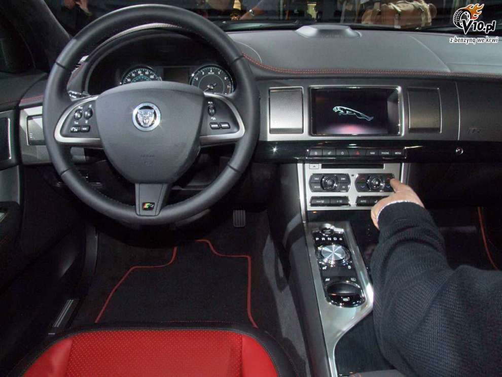 Jaguar XF na targach w Nowym Jorku 2011