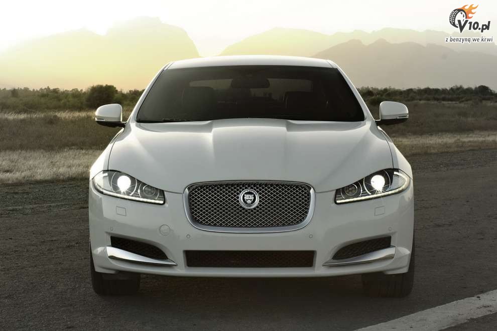 Jaguar XF na targach w Nowym Jorku 2011
