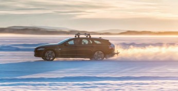 Nowy Jaguar XF Sportbrake bije rekord na kole podbiegunowym (wideo)