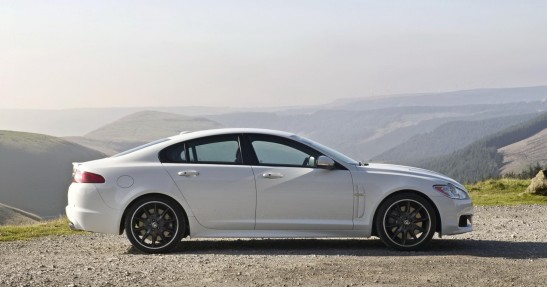 Jaguar XF Black Pack