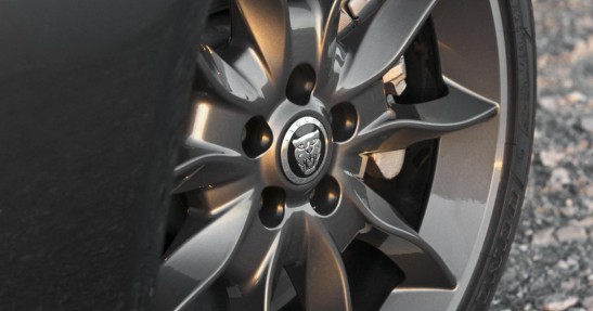 Jaguar XF Black Pack