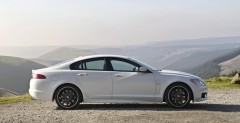 Jaguar XF Black Pack