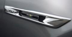 Jaguar XJR