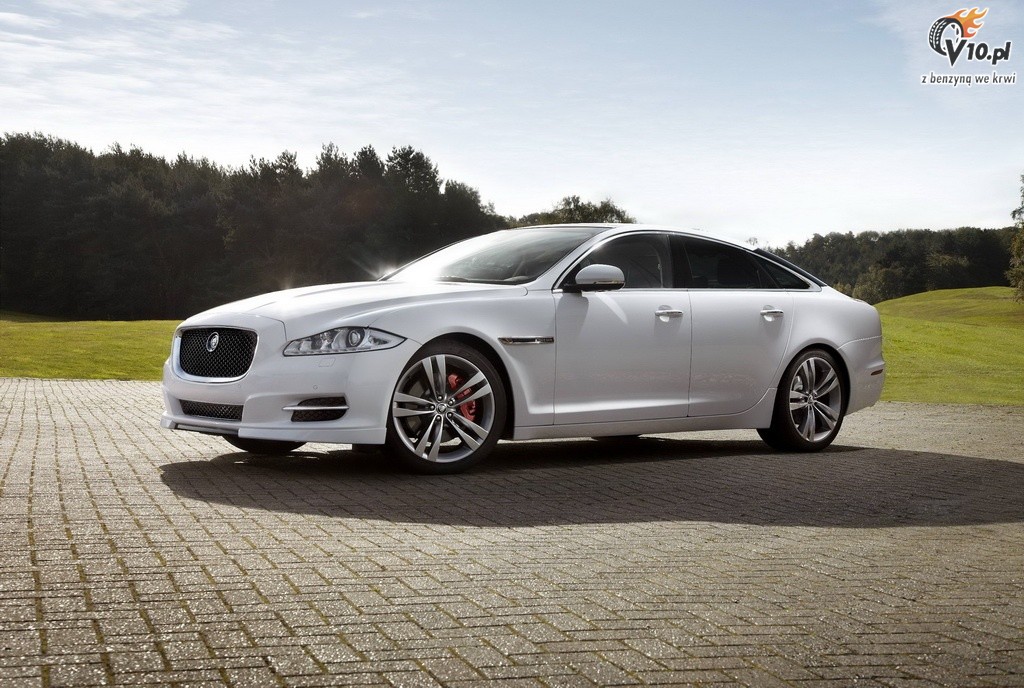 Jaguar XJ