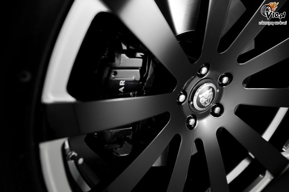 Jaguar XJ75 Platinum Concept