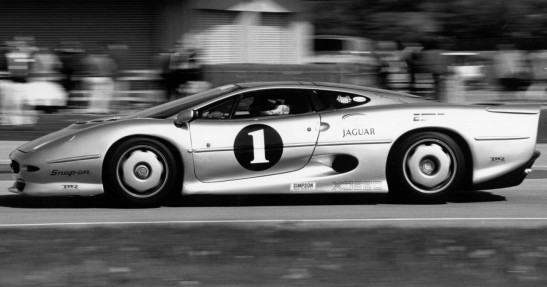 Jaguar XJ220