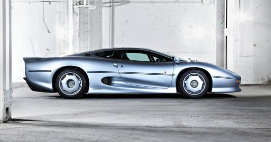 Jaguar XJ220