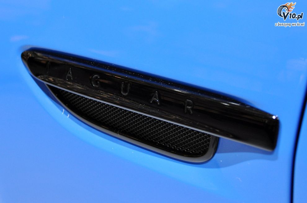 Jaguar XKR-S na targach w Genewie