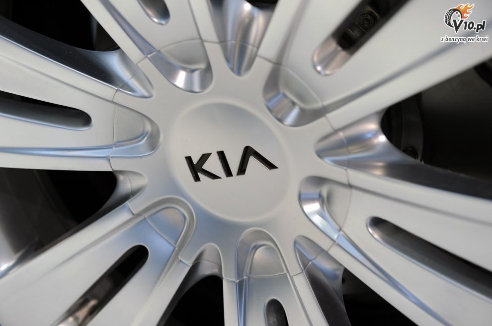 Kia KV7 Concept