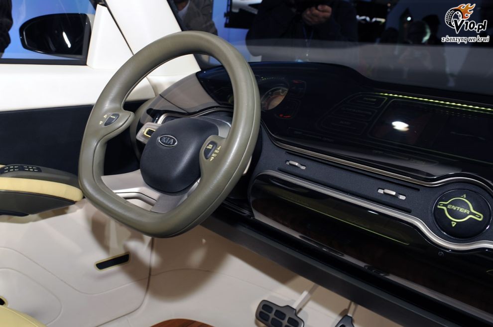 Kia KV7 Concept