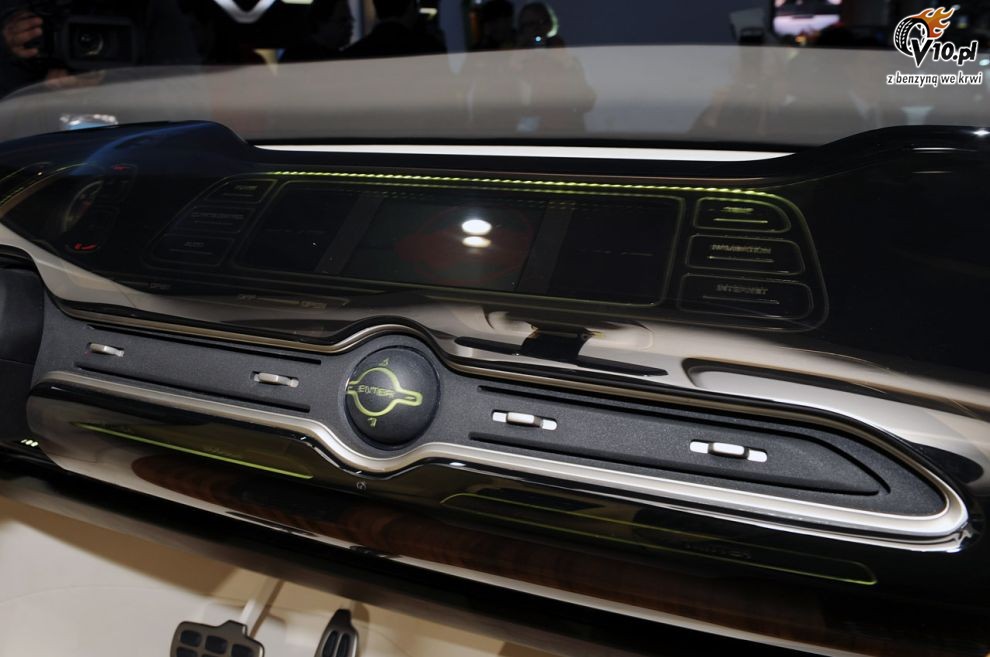 Kia KV7 Concept