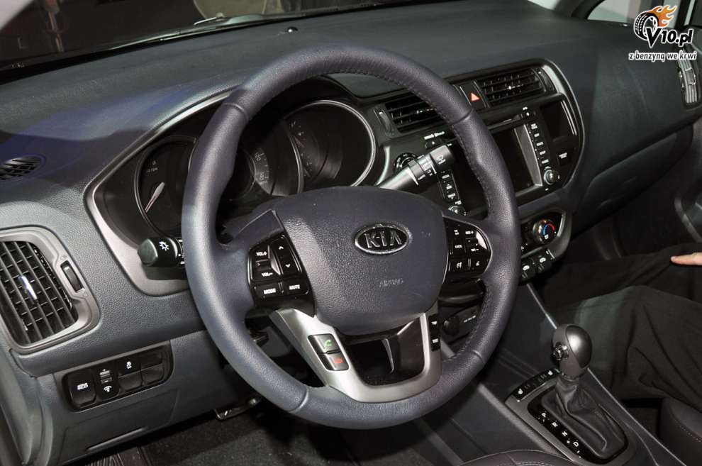 Kia Rio Sedan na targach w Nowym Jorku 2011